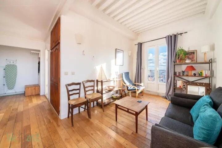 WeHost - Rivet - Vue panoramique sur Fourvière – Balcon & Parking Apartment in Lyon