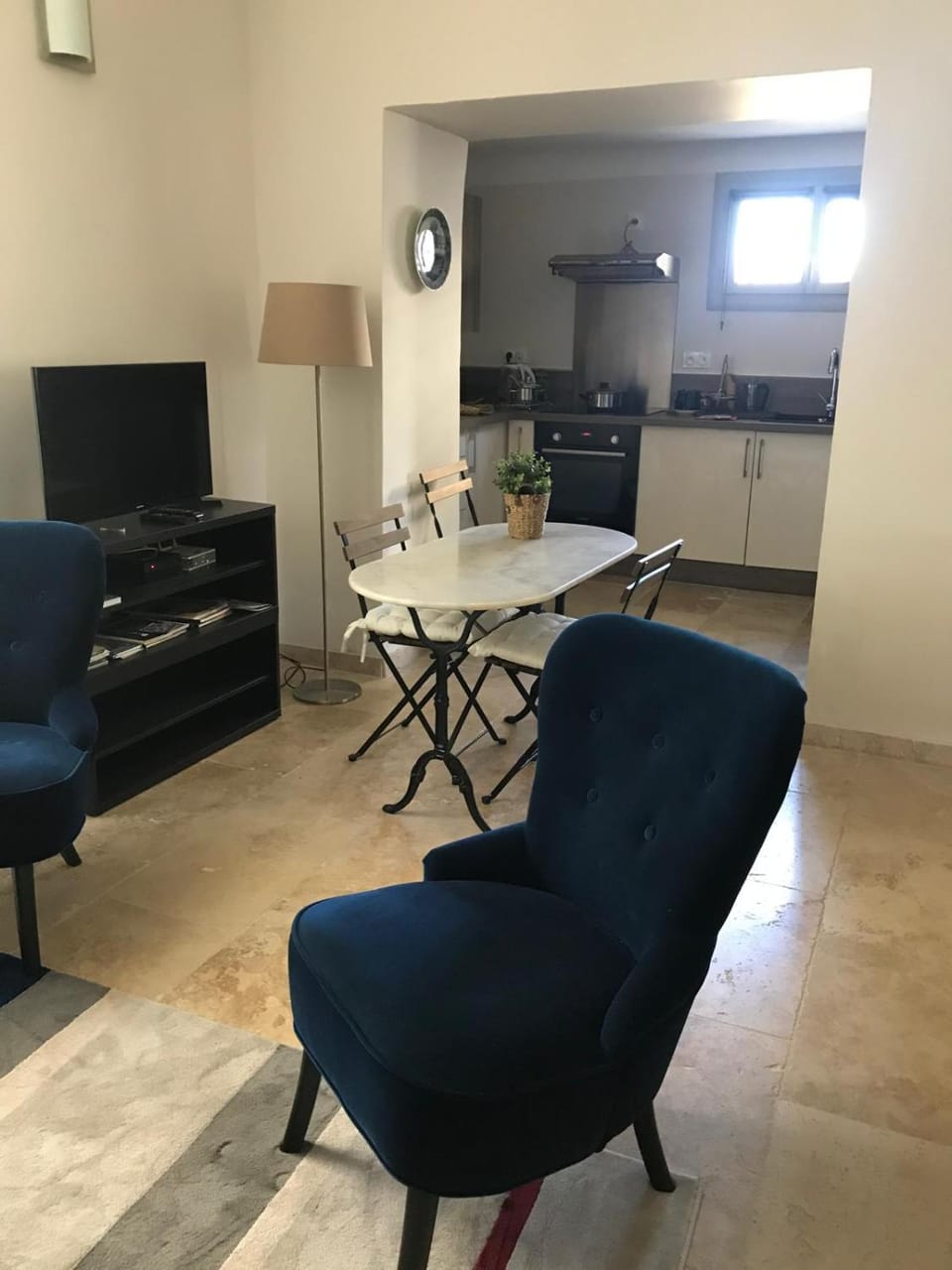 Living room, kitchen