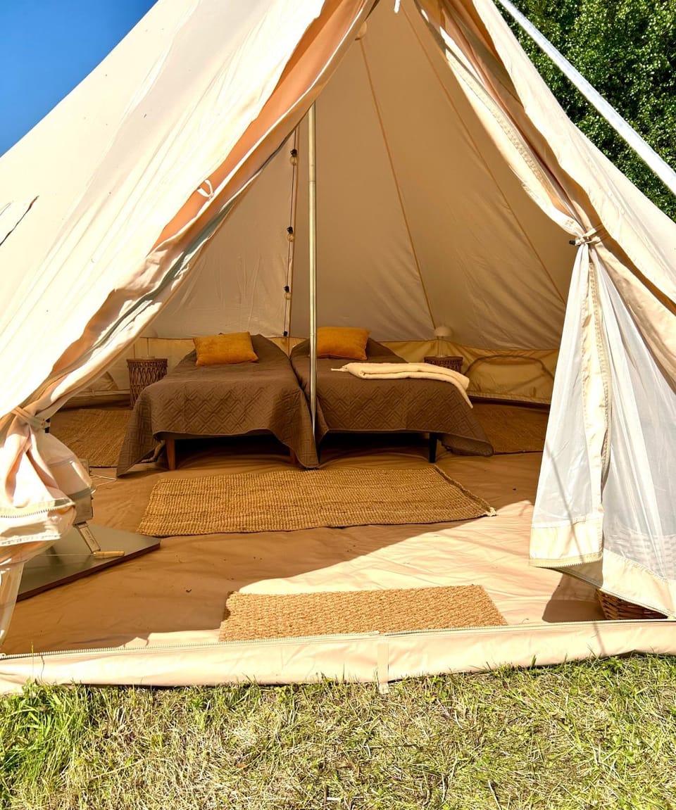 Glamping Arctic Ukuli Luxury tent in Rovaniemi