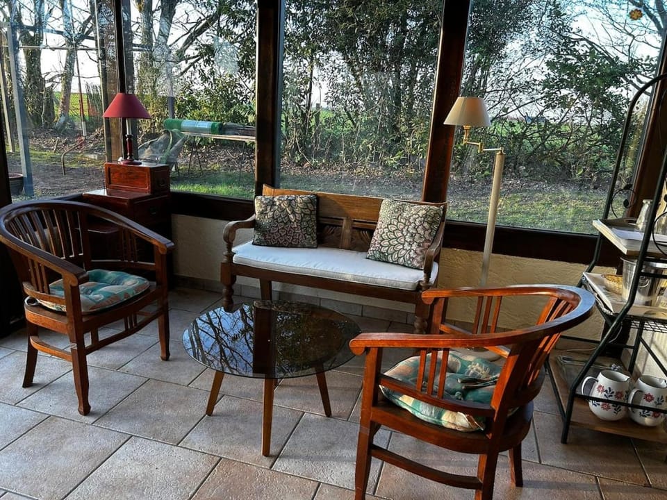 Dining area, Garden view