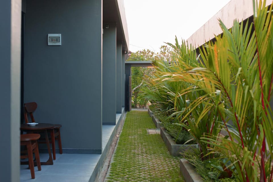 Day, Garden view
