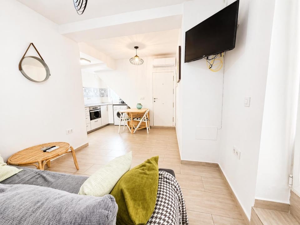 Living room, kitchen