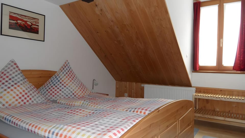 Property building, Living room, Bedroom