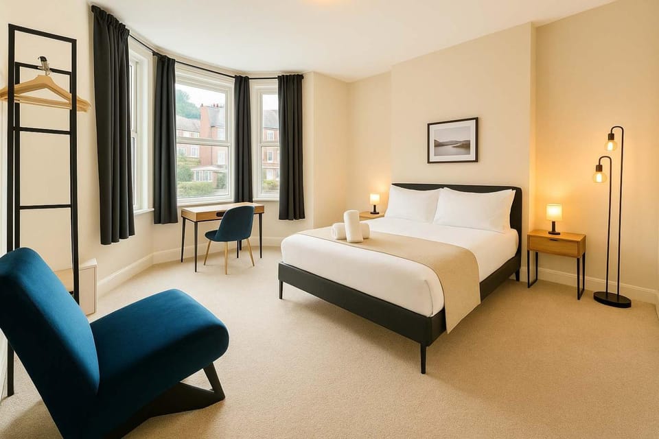 4 Bedroom Central Apartment - Free Parking Apartment in Cardiff