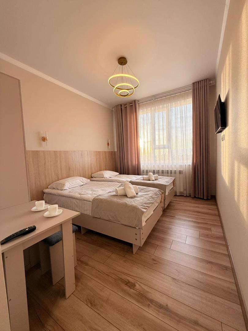Bed, Photo of the whole room, Bedroom, Sunrise, Sunset, towels