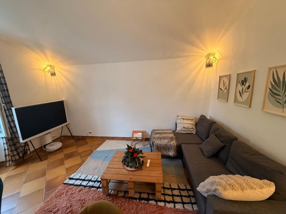 TV and multimedia, Living room