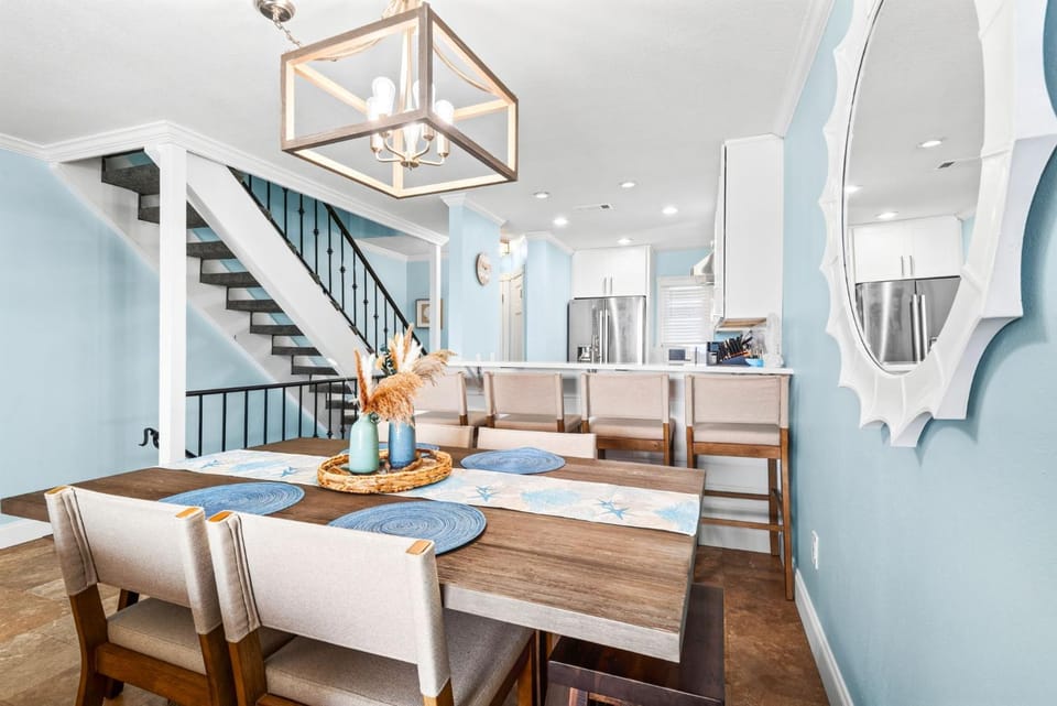 Seamist Townhomes 2 by Newman-Dailey House in Miramar Beach