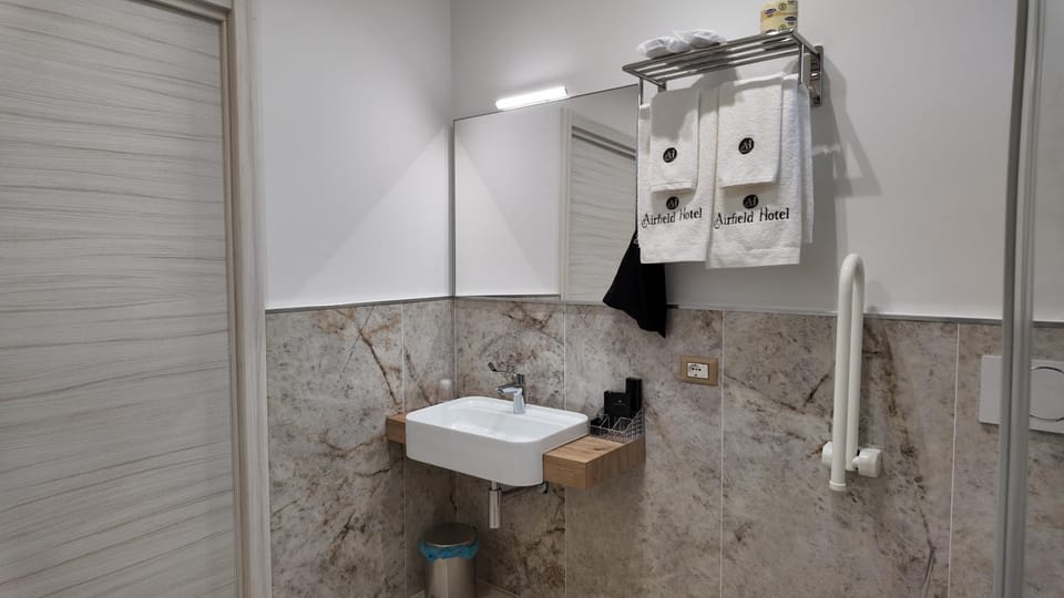 Airfield Hotel & Spa Hotel in Calabria