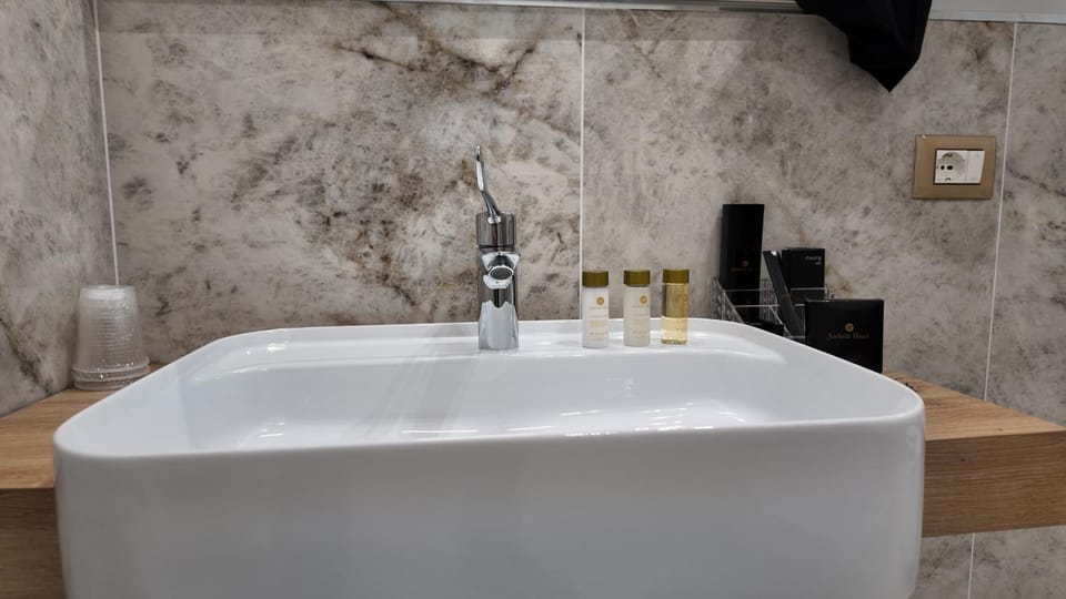 Airfield Hotel & Spa Hotel in Calabria