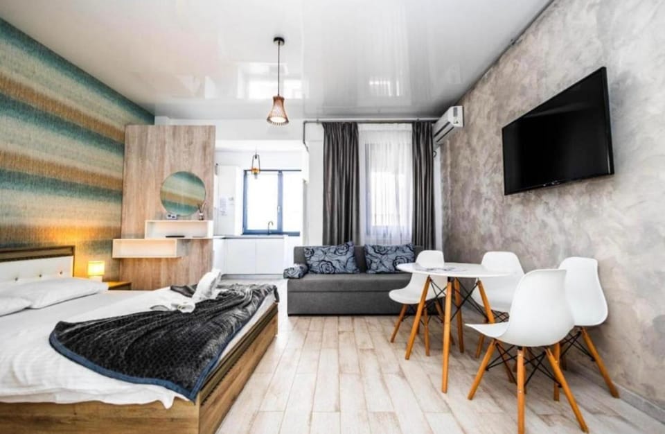 Communal lounge/ TV room, Bed, TV and multimedia, Living room, Photo of the whole room, Seating area, Bedroom, towels