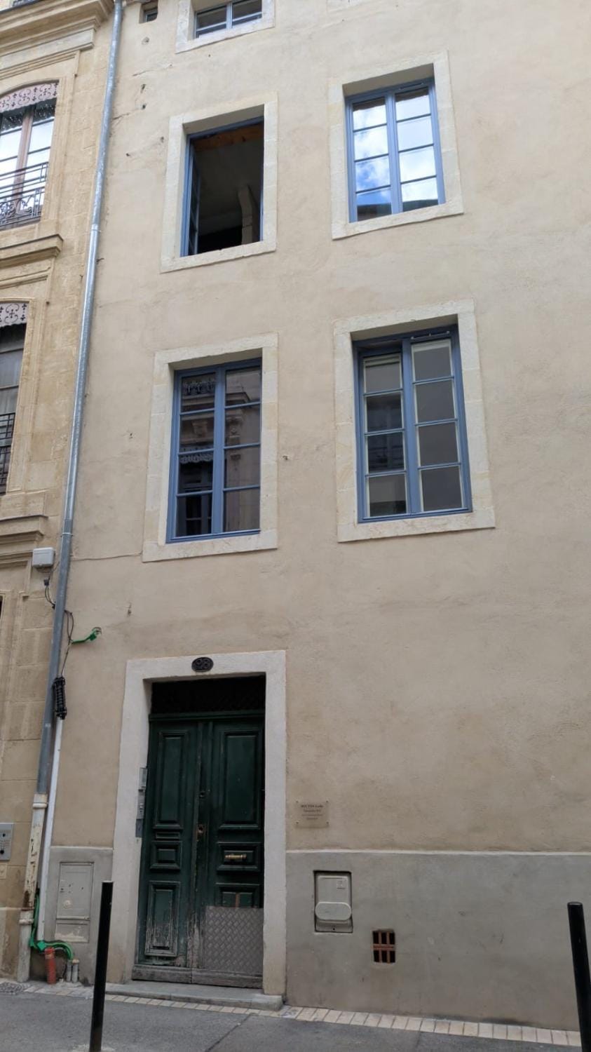 Appartement T3 Centre Nîmes - 2 ch - Maison Carrée Apartment in Nimes