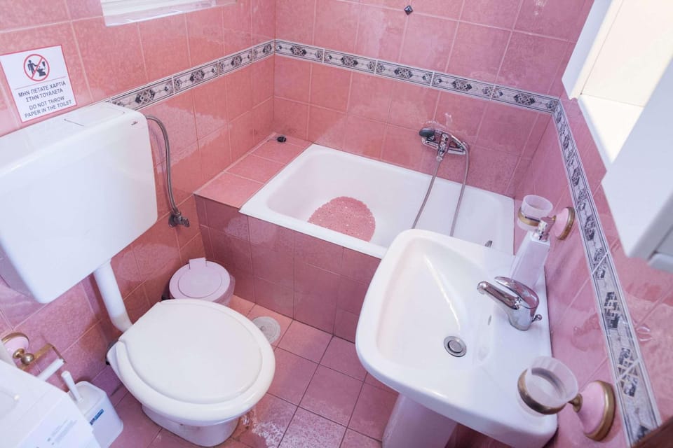 Peristeri 1 Bd Apt w Balcony and View Apartment in Athens