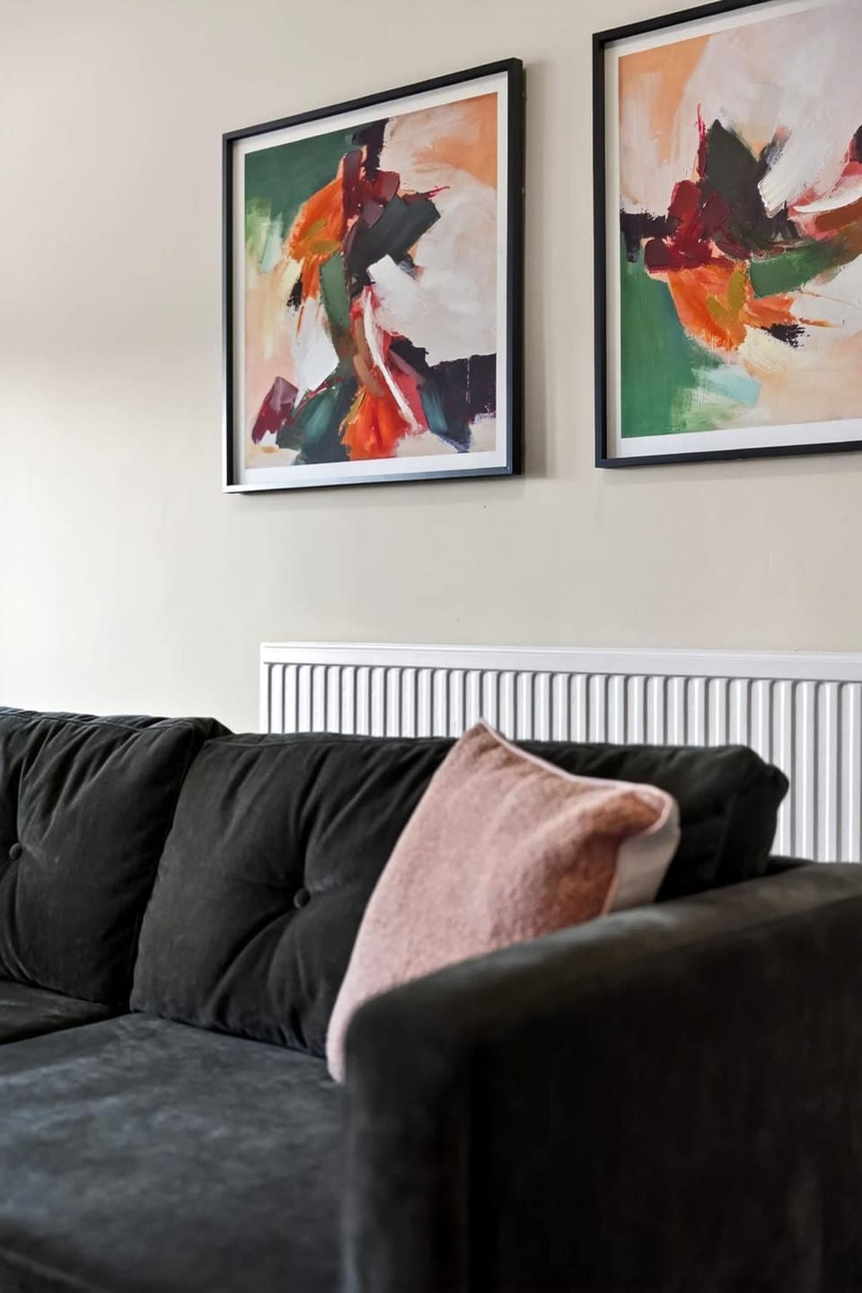 Beautiful 4 Bedroom Flat with convenient travel Apartment in Glasgow