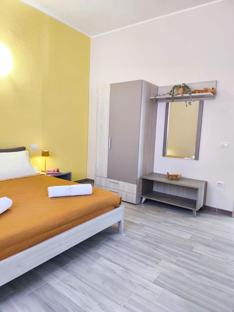 Bed, Bedroom, wardrobe