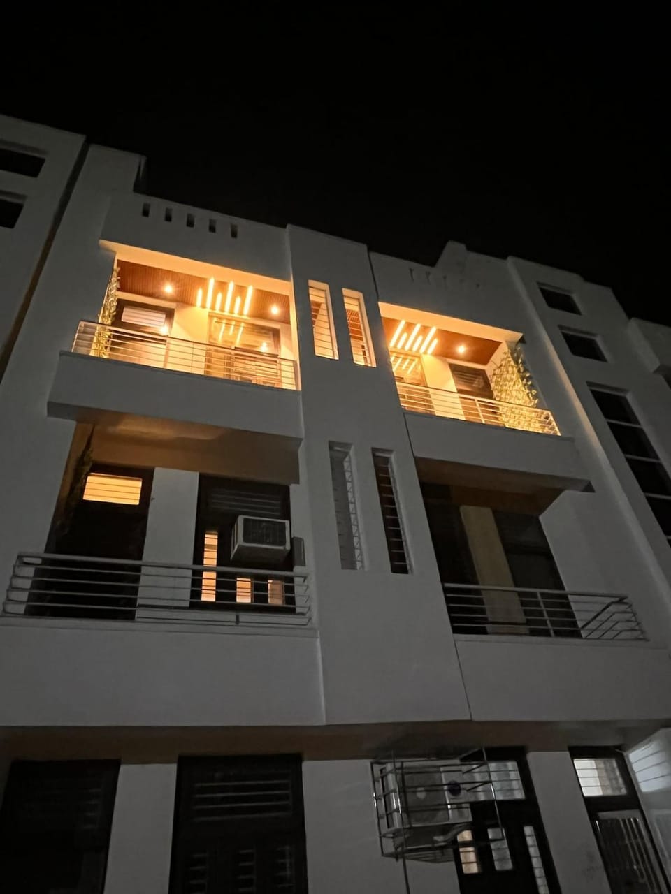 Hogwood Apartment in Uttar Pradesh