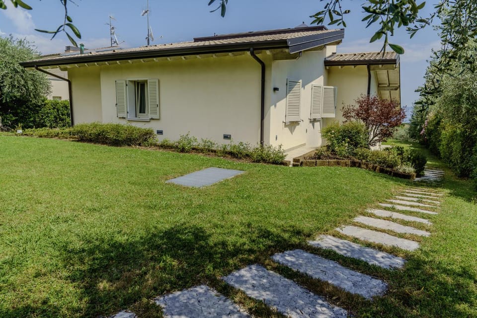 Garden, Garden view