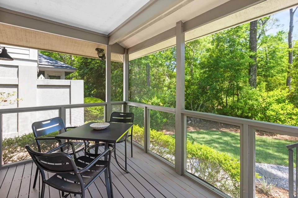 22 Hollyberry Lane: Sea Pines House in Hilton Head Island