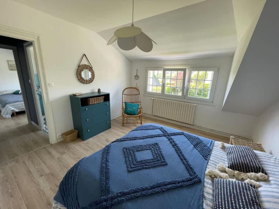 Breton house with sea view & wood burner - 6pers House in Plougasnou