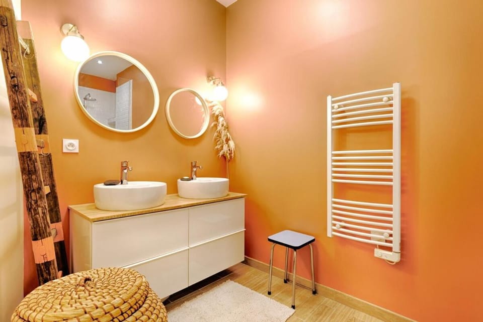 WeHost - Nuits - T2 avec cachet & vue dégagée – Croix-Rousse Lyon Apartment in Lyon