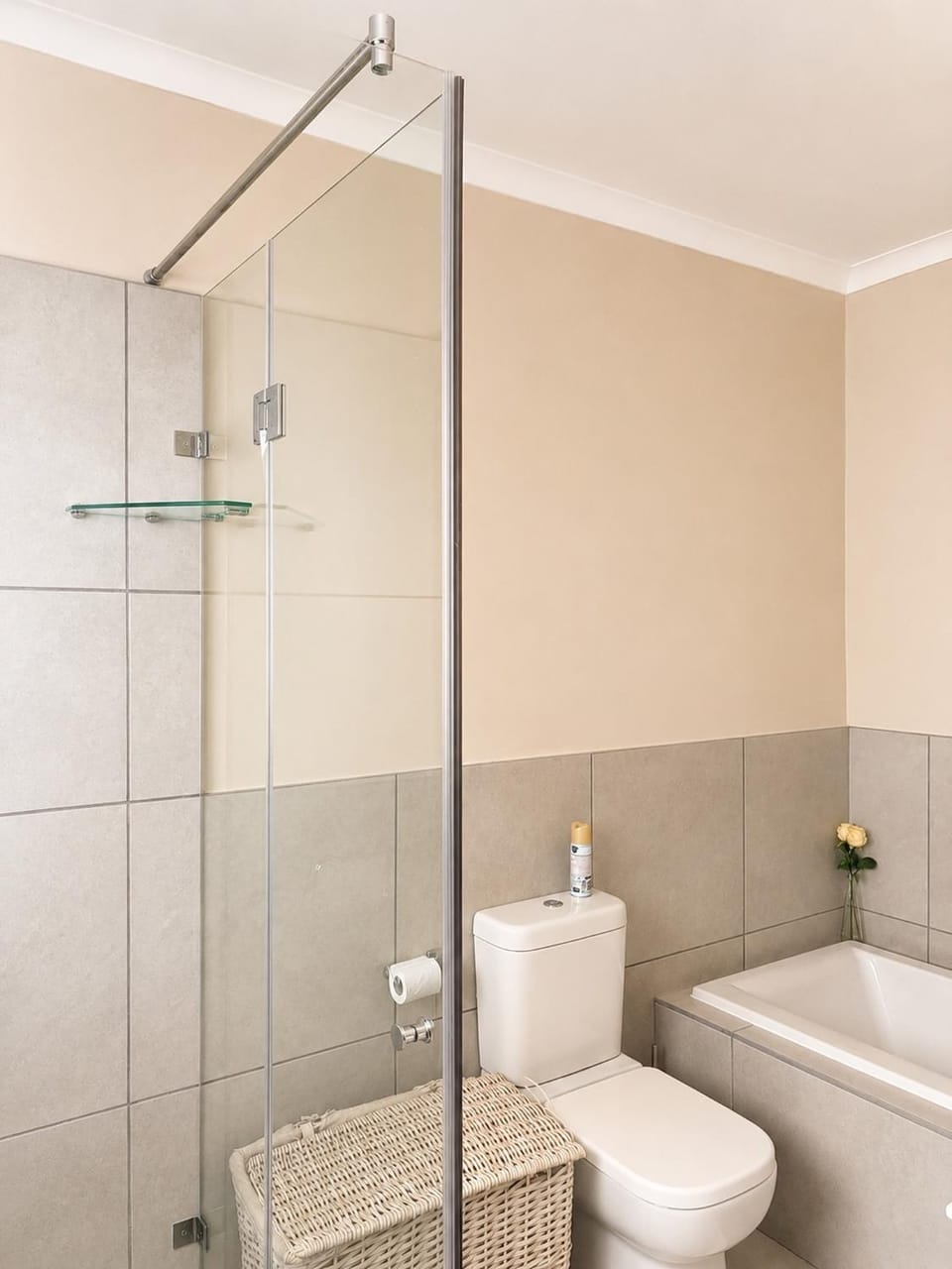 Shower, Toilet, Bathroom, Bath