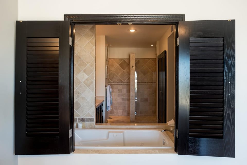 Bathroom, Bath