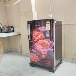 microwave, kitchen