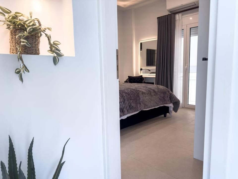 The Athenian Gem Apartment in Kallithea