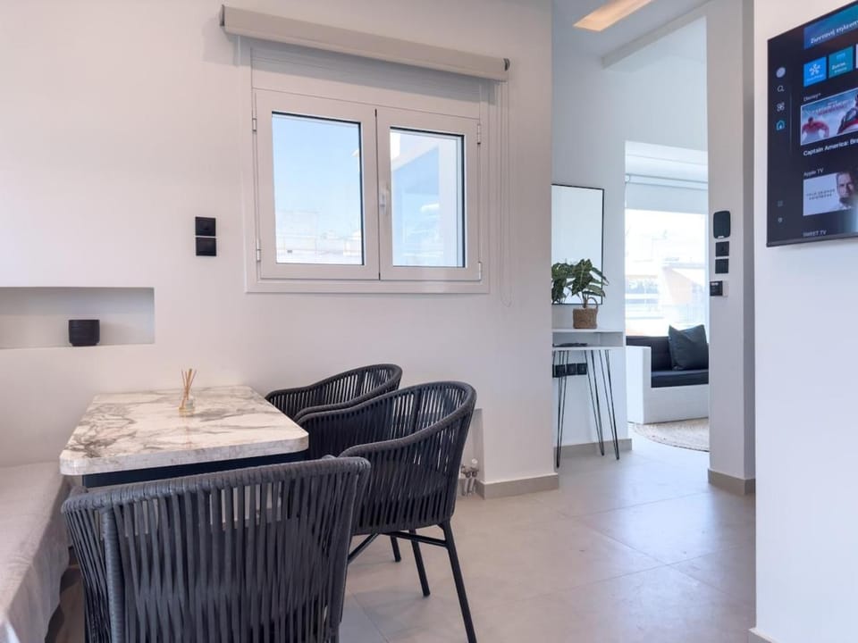 The Athenian Gem Apartment in Kallithea