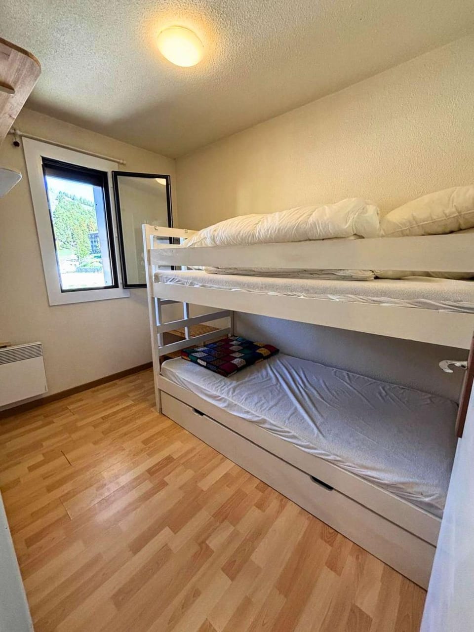 bunk bed