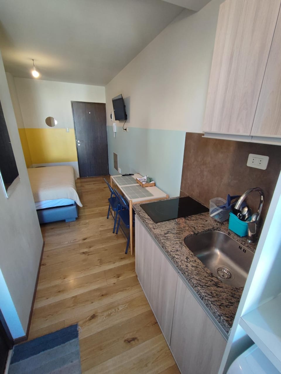 Kitchen or kitchenette, Photo of the whole room