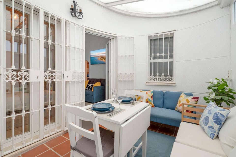 Cozy & Bright Studio Near old Town - Mal 06 Apartment in Malaga
