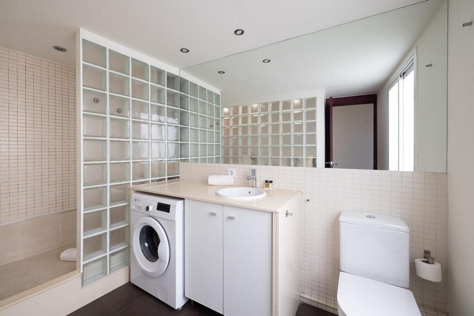 Bathroom, towels, washing machine, dryer