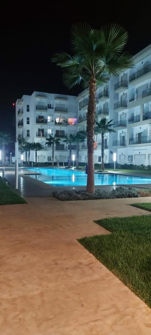 Escape in Bouznika , Pool, Sea & Comfort Apartment in Bouznika