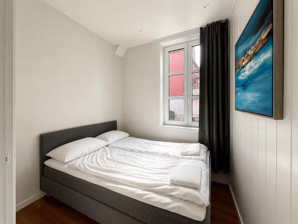 1BR Couples apartment with ocean neighbour - SB9-101 Apartment in Bergen