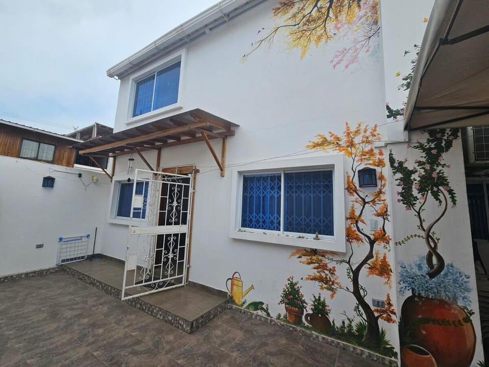Casa de Playa en Crucita la Bella House in Manabí Province