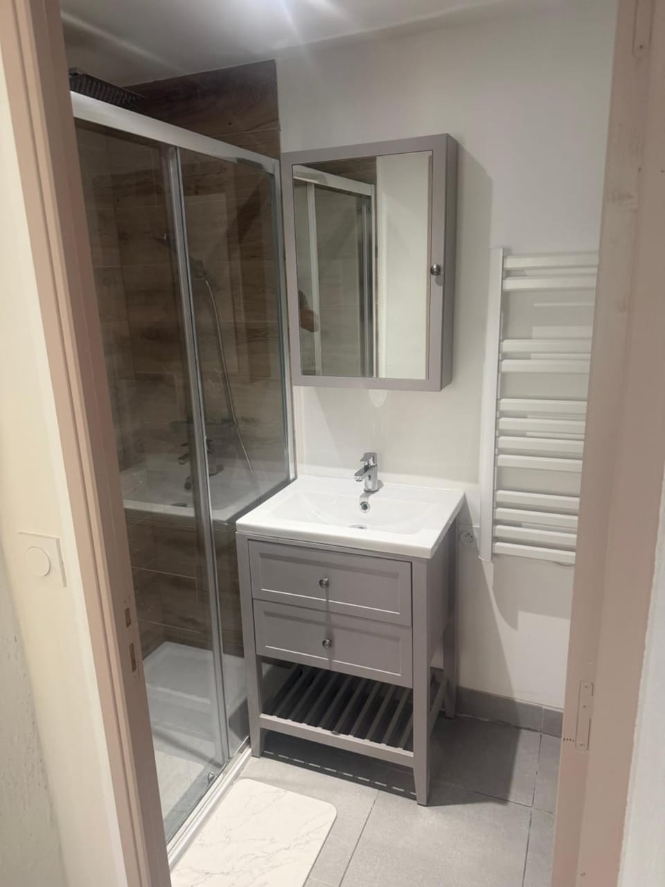 Shower, Bathroom
