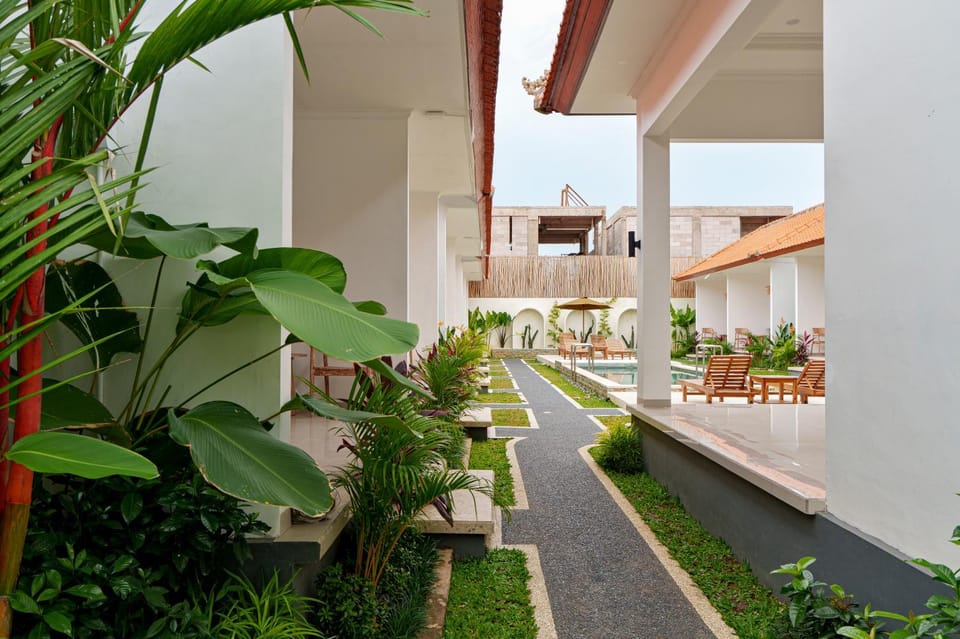 Property building, Garden, Garden view