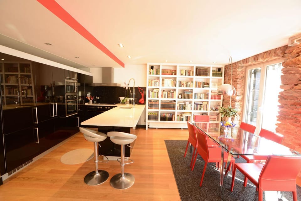 Communal lounge/ TV room, Living room