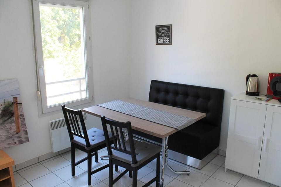 WeHost - Perrin - Appartement 2 pièces avec place de parking. 3 pers Apartment in Villeurbanne