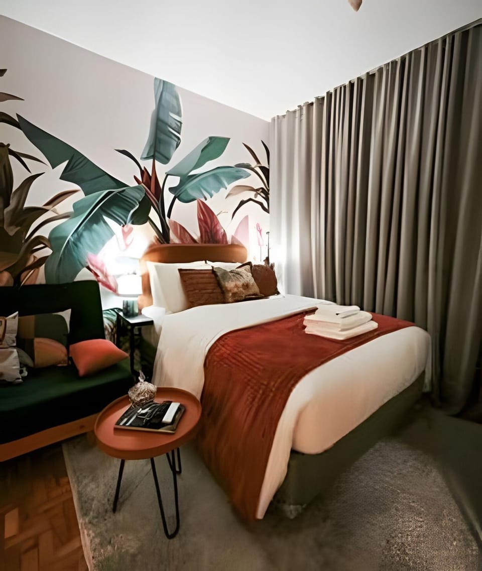 View (from property/room), Photo of the whole room, Bedroom