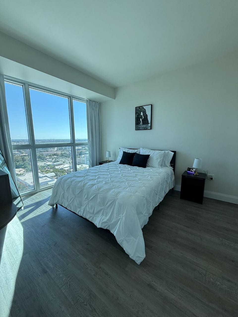 Downtown Skyline Suite- Breathtaking view Apartment in Fort Myers