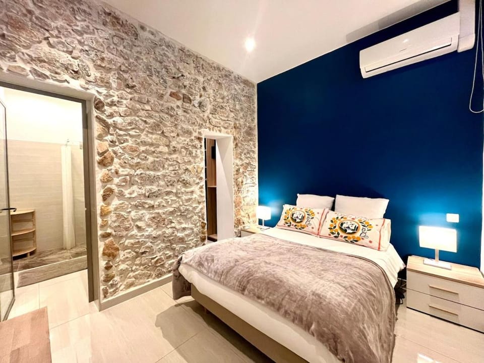 Superbe appartement rénové proche palais Apartment in Cannes