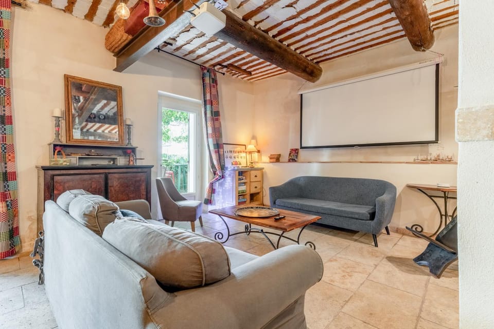 Property building, Living room