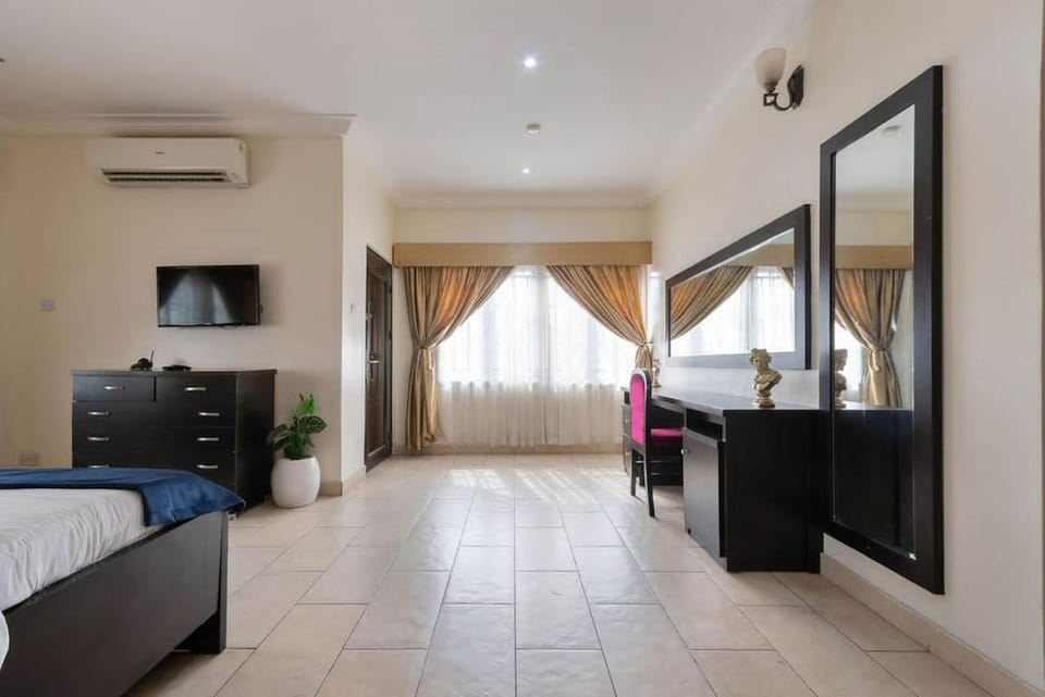 Ladiva Crystal Villa 3BR Luxury Home Lekki gardens Apartment in Lagos, Nigeria