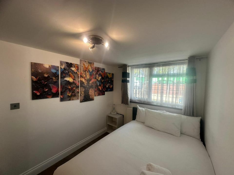 Modern 2 BDR APT Havelock Road UB2 Apartment in Southall