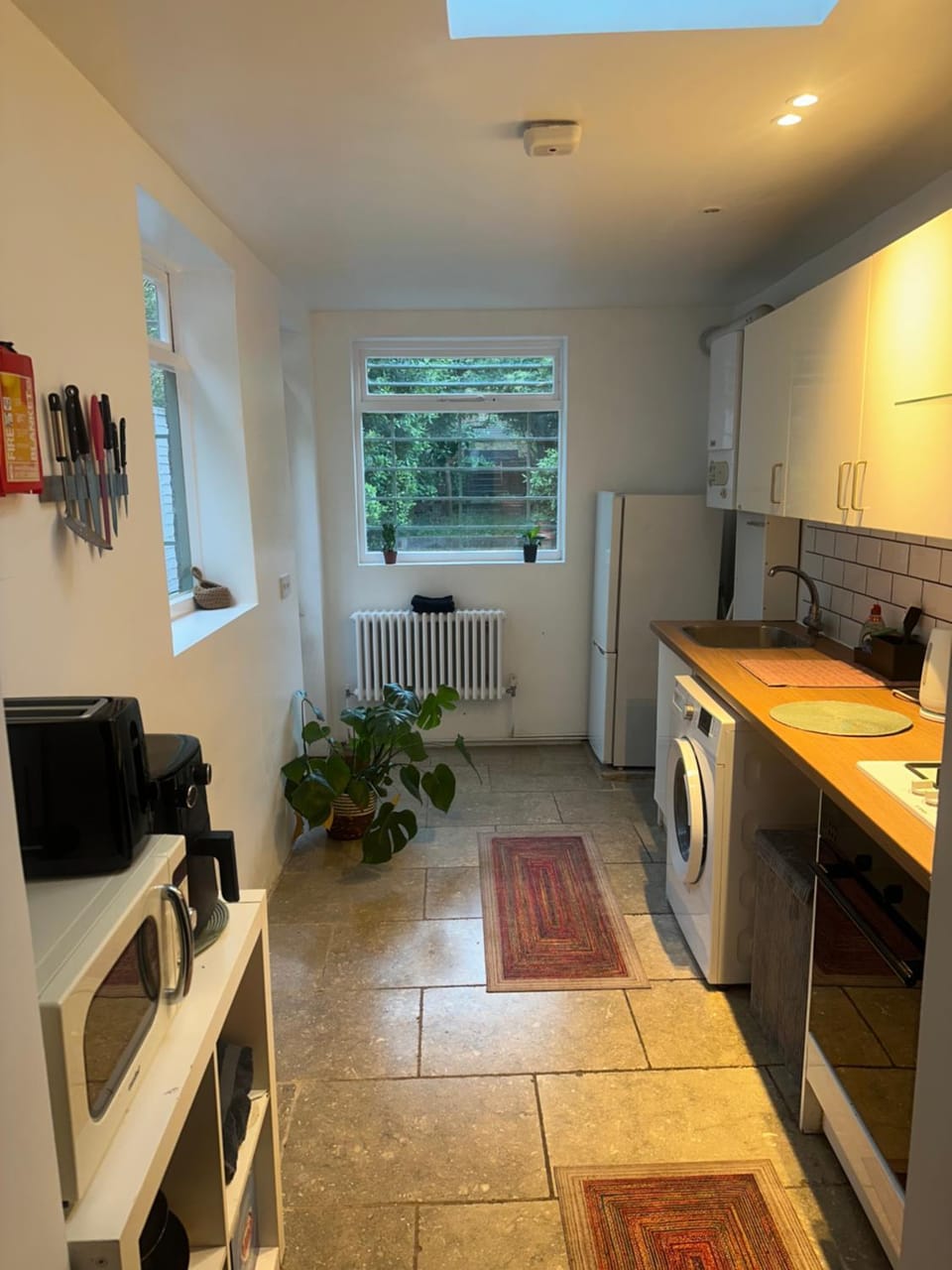 4BR Victorian Townhouse & Private Garden House in London Borough of Southwark