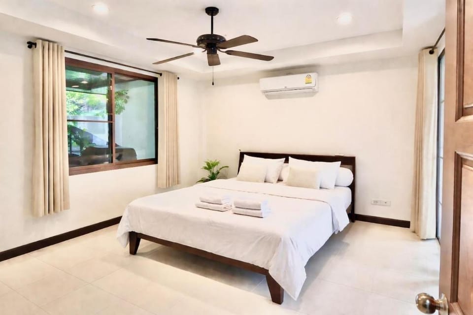 Private Pool Lux Villa - Phuket Apartment in Kathu