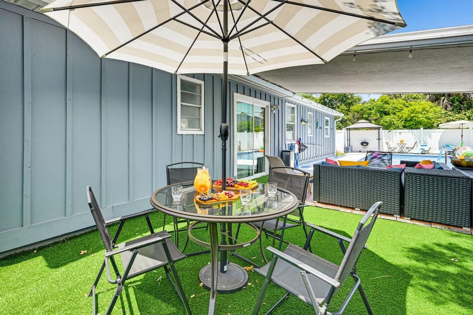 Outdoor Oasis & All-Ages Fun! Gulf Coast Getaway House in Florida