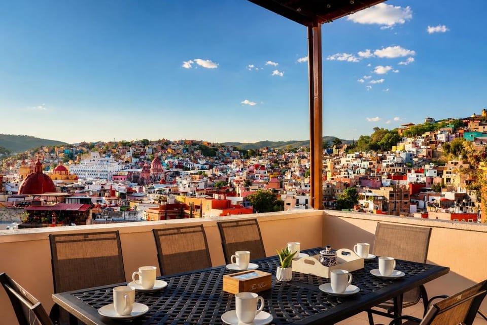 View (from property/room), Balcony/Terrace, City view, Mountain view