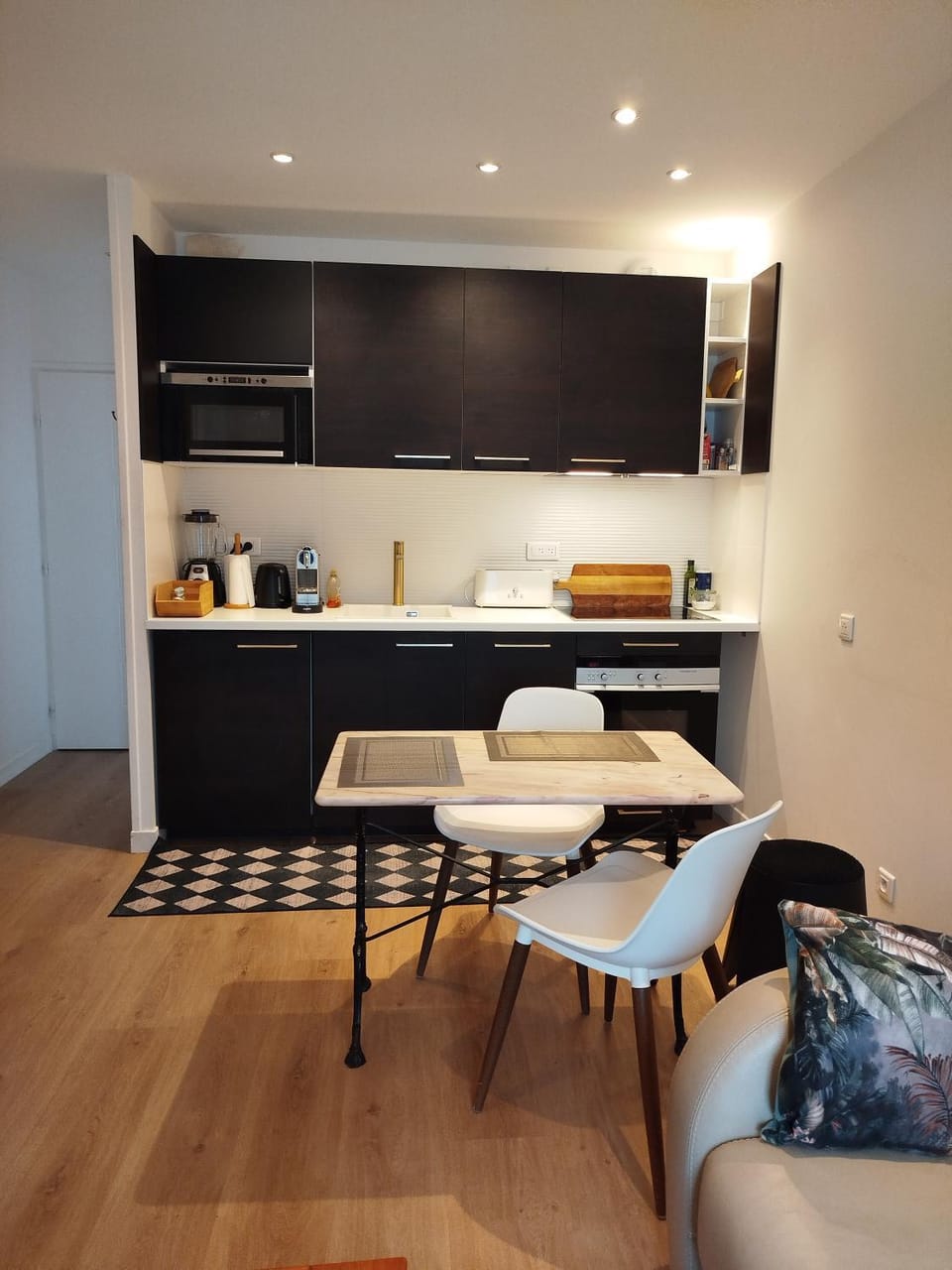 La SUITE de la Villa Voltaire Apartment hotel in Île-de-France
